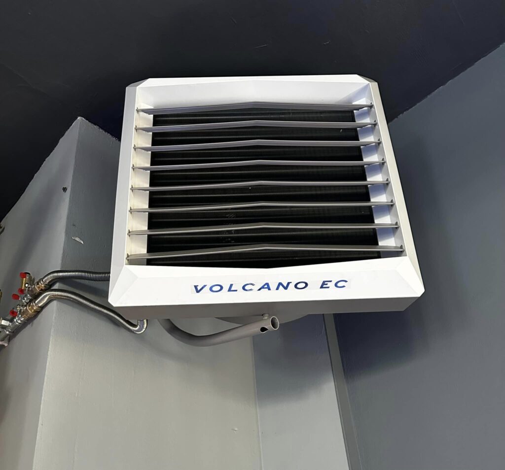 montaż kotła gazowego oraz centralnego ogrzewania strefy do ćwiczeń i pomieszczeń sanitarnych